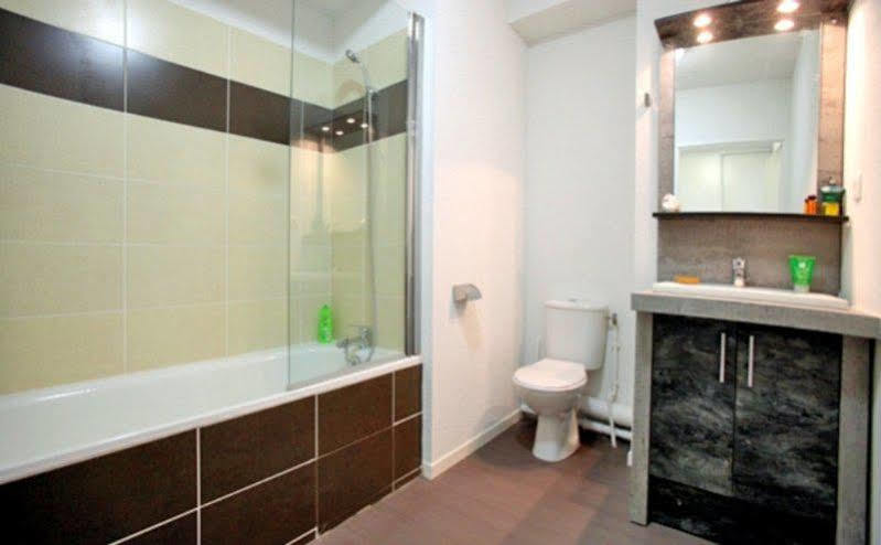 Park And Suites Confort Toulouse Lhers Esterno foto